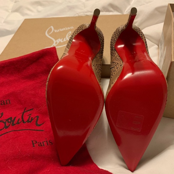 Christian Louboutin size 6 NEW w/box & dust bag - Picture 2 of 7